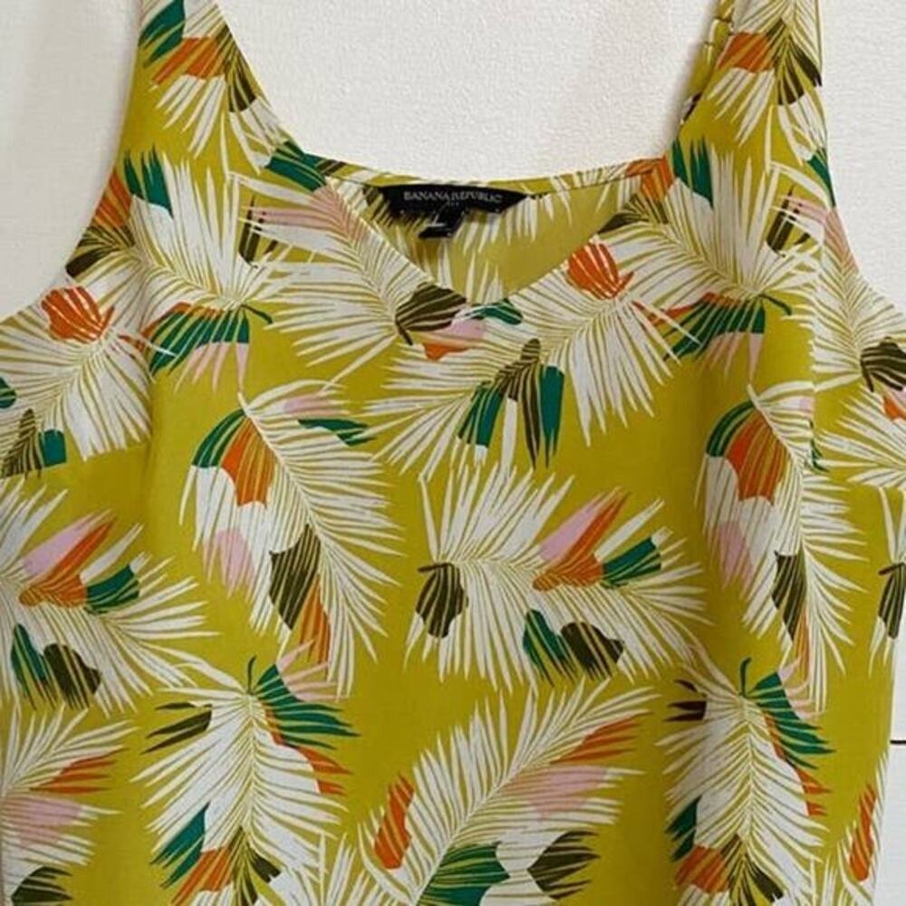 Banana Republic Tropical Feather Yellow tank Top S EUC - Picture 11 of 12